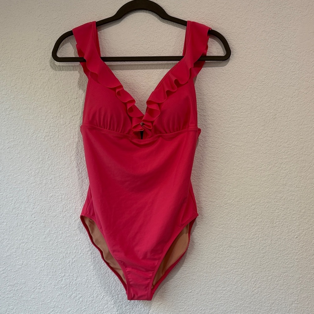 J. Crew Women's Pink One Piece Ruffle Swimsuit Sz M NWT Beach Resortwear Travel